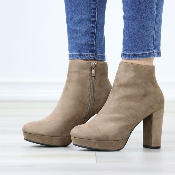 Platform Tan Suede Ankle Booties Block Heeled Boots - Picture 11 of 11